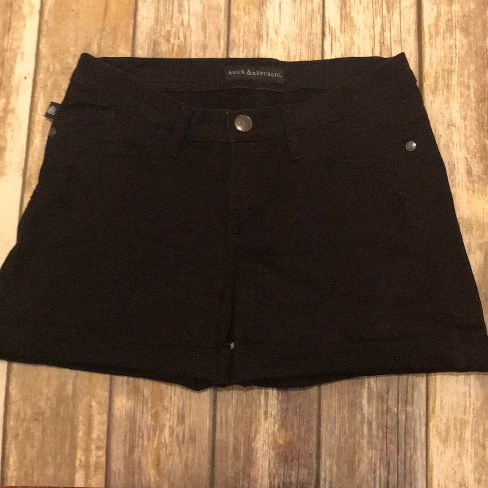 Like New Rock & Republic Black Shorts.